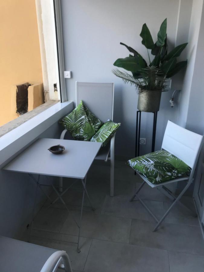 Appartement Plein Centre Saint Florent Face Au Port Екстериор снимка
