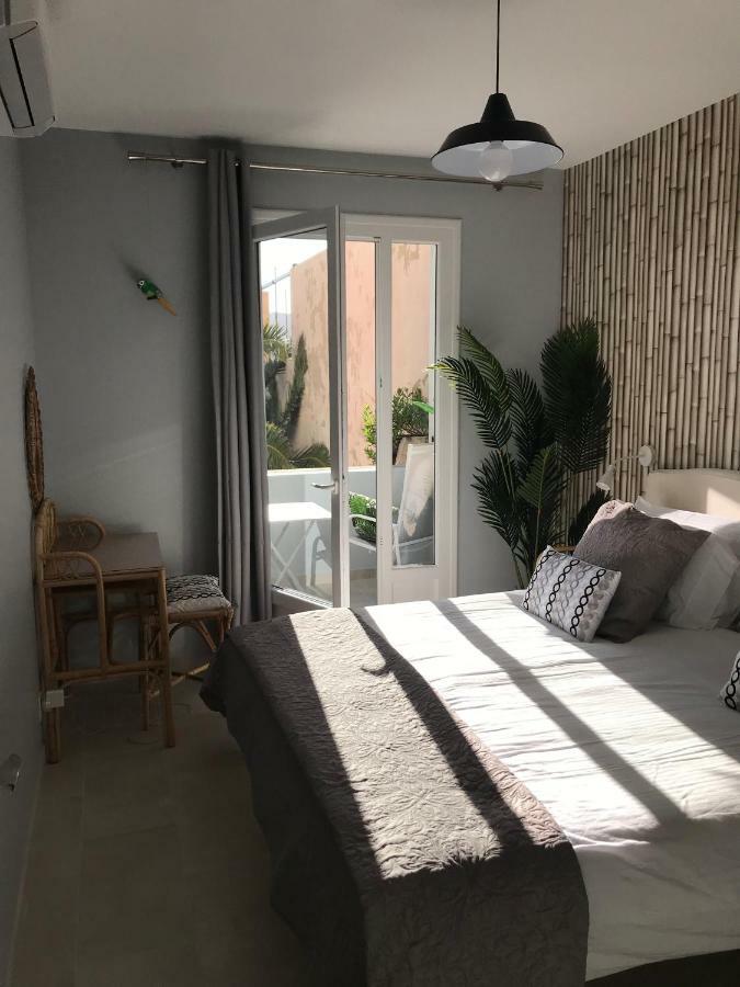 Appartement Plein Centre Saint Florent Face Au Port Екстериор снимка